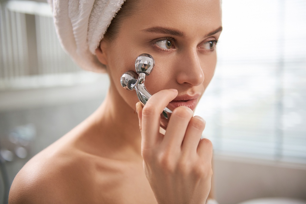 Dermatude 3D Sculpt Face Roller