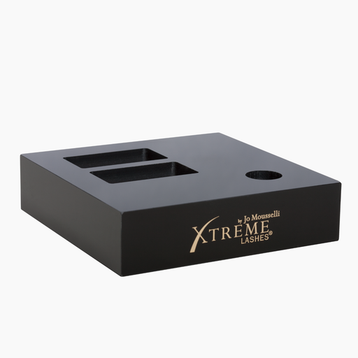 Xtreme Lashes Mascara -tuotemyyntiteline, musta – tyhjä