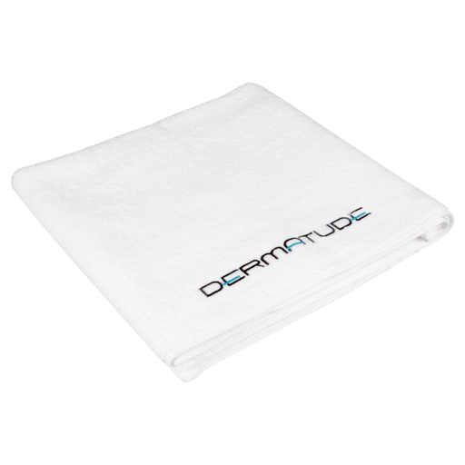 Dermatude Towel - white with logo - 50x100 cm